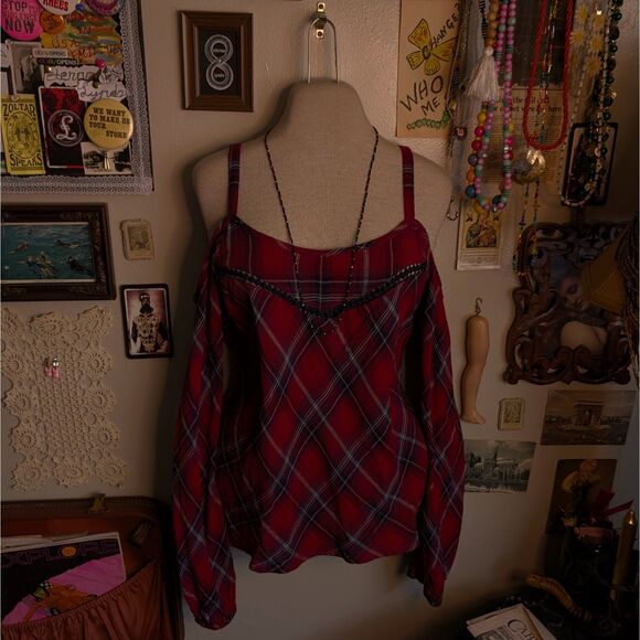 Plaid Patterned Cold Shoulder Blouse Women's Medium Red Blue Long Sleeve - Picture 1 of 8